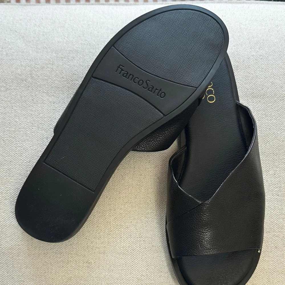NWOT Franco Sarto Black Leather Slide Sandals size 6.5 - Picture 4 of 6